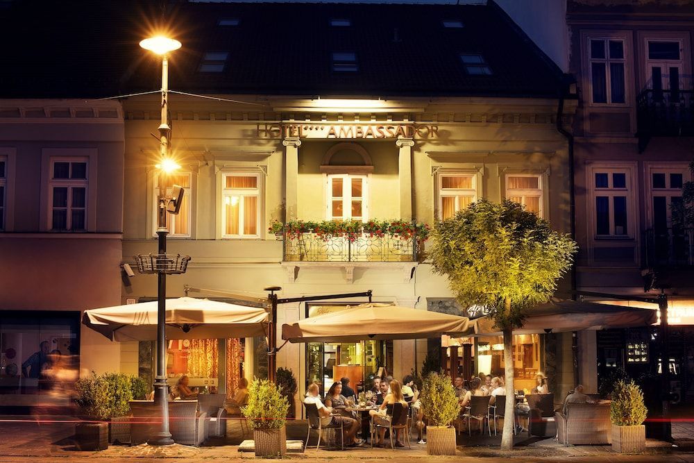 Hotel Ambassador 1