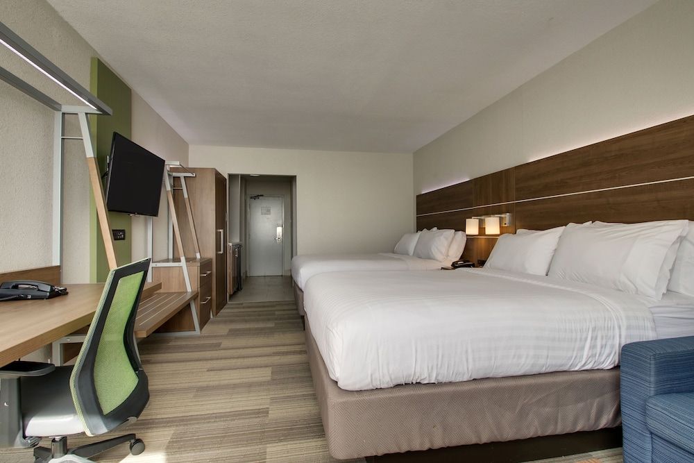 Holiday Inn Express & Suites WAPAKONETA by IHG 2