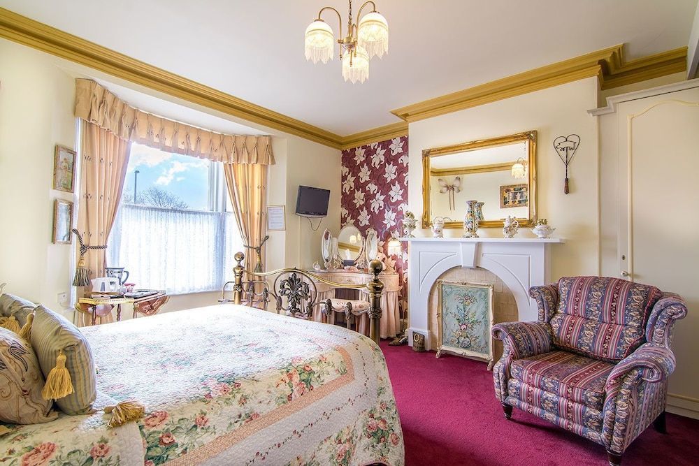 Creston Villa Guest House 1