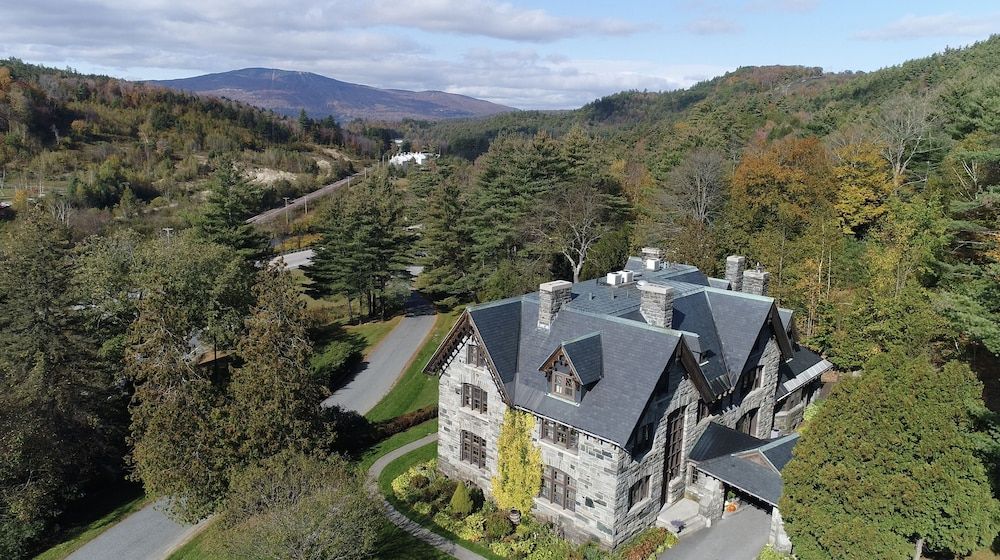 Castle Hill Resort And Spa 1