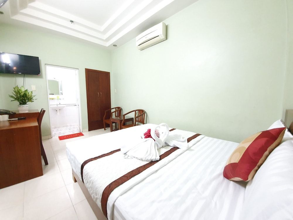 Truong Son Hotel 1