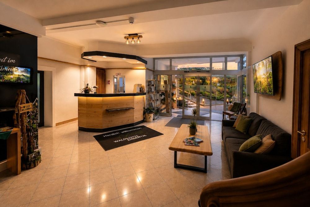 Waldhotel Ehrental 2