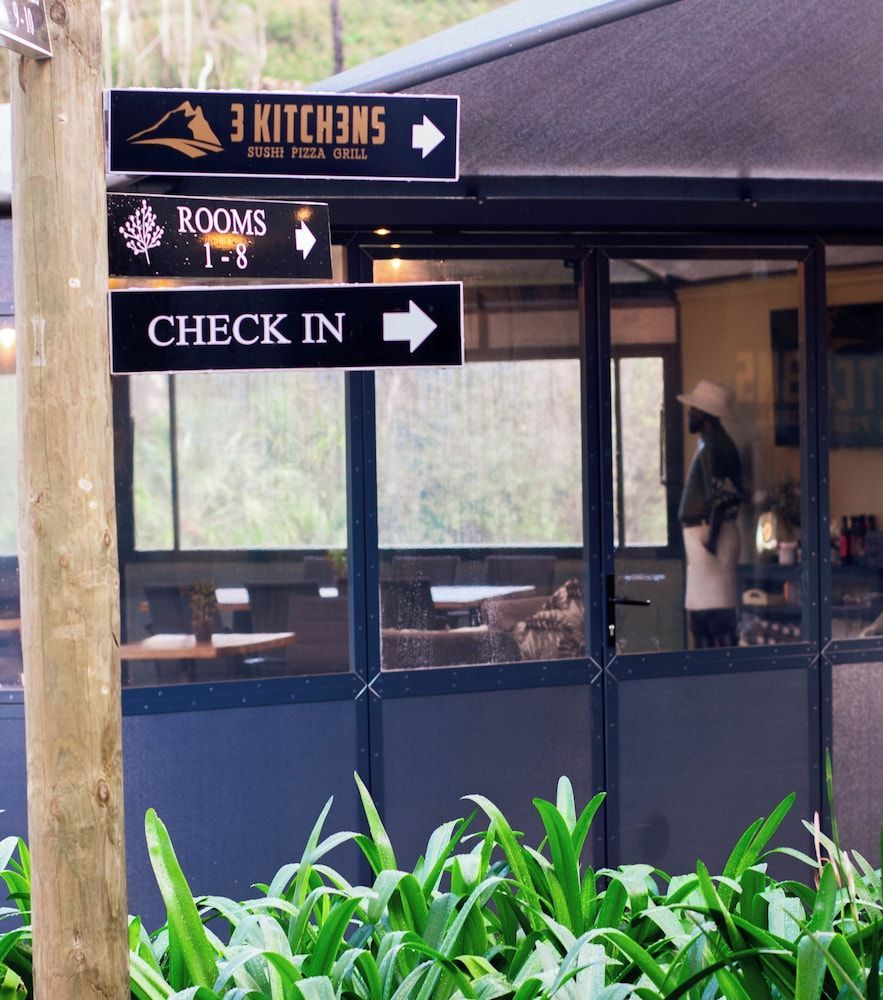 Silver Forest Boutique Hotel, Spa, Restaurant & Bar 2