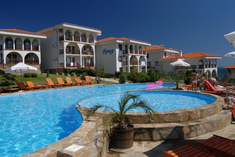 Breeze Apartments 1