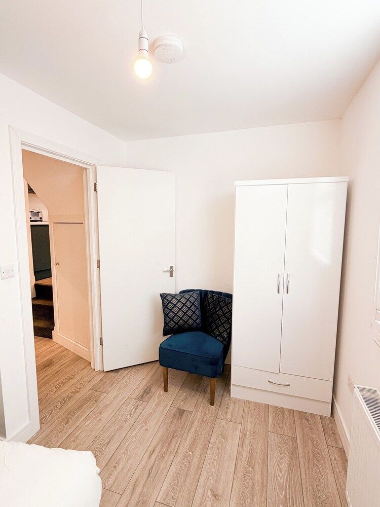 132 Huntingdon 2