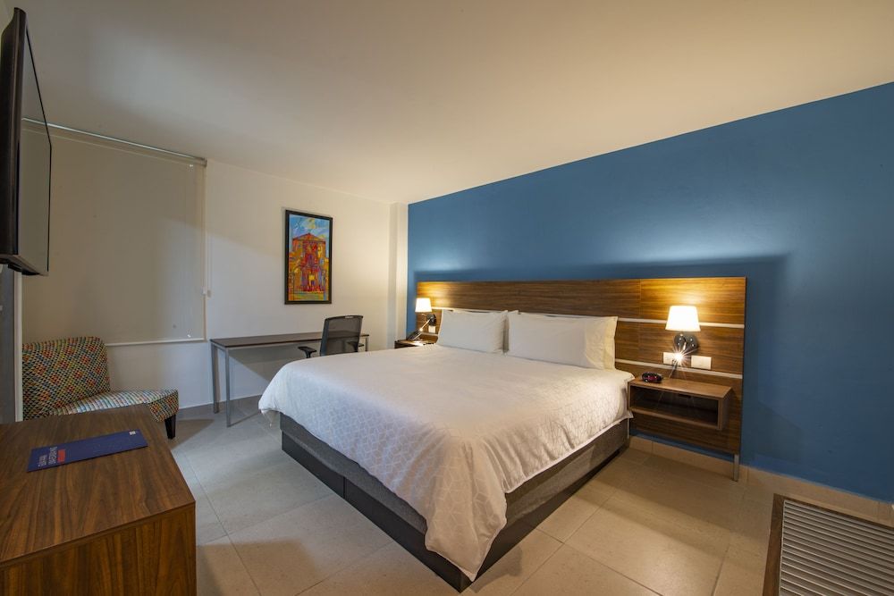 Holiday Inn Express MERIDA CENTRO by IHG 2