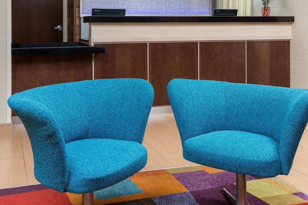 Fairfield Inn & Suites by Marriott Galesburg 2