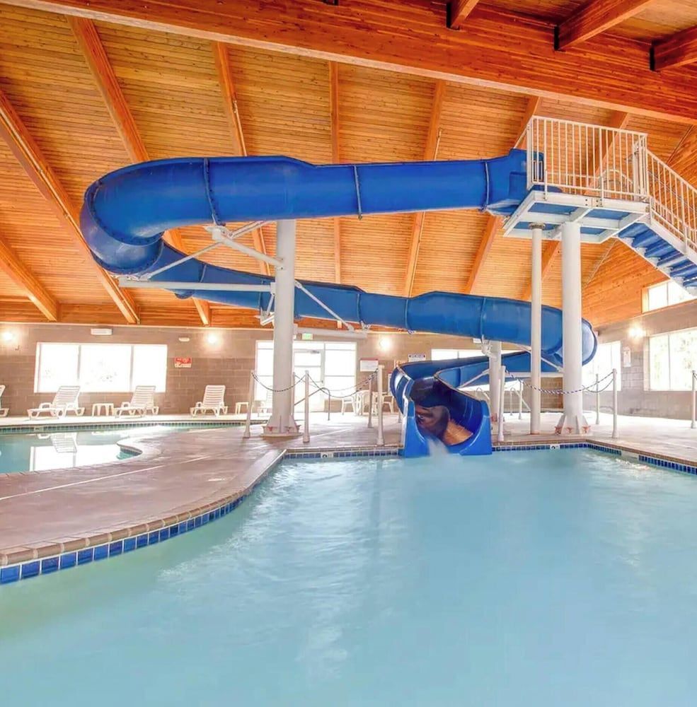 Comfort Inn & Suites St Paul Northeast 1
