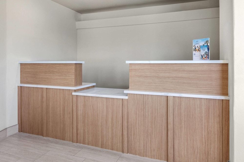 Ramada by Wyndham Merced 2