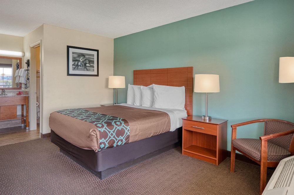 SureStay Hotel by Best Western Bowling Green North 1