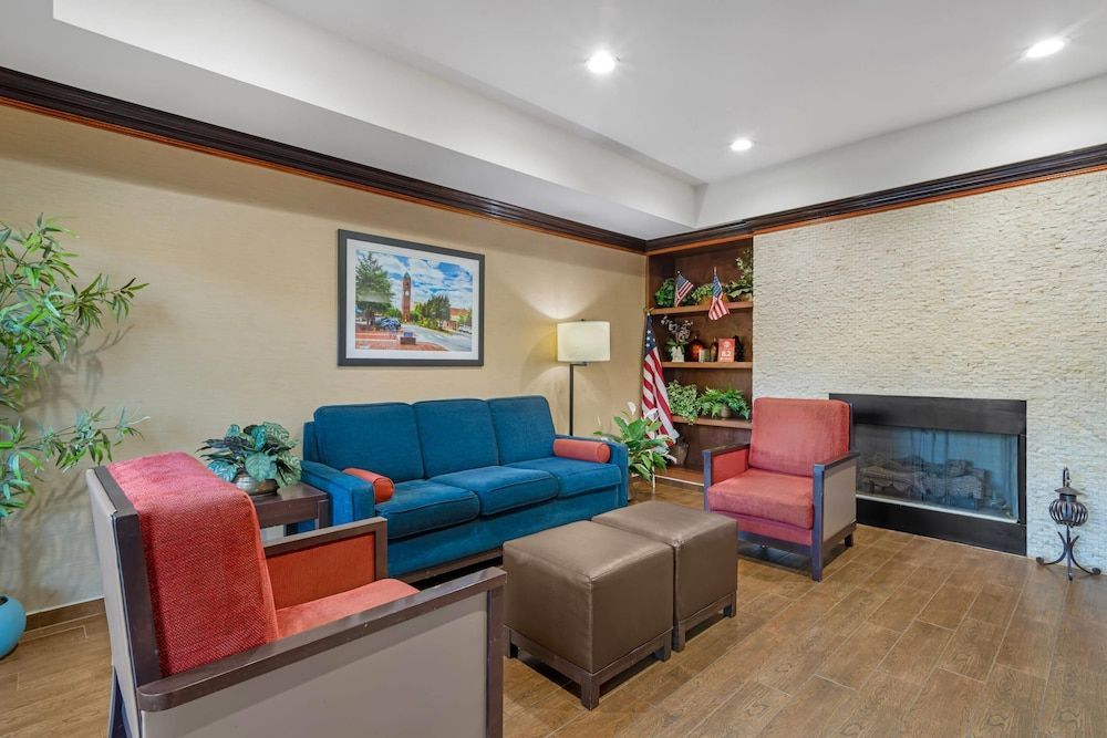 Comfort Inn & Suites Spartanburg North 2