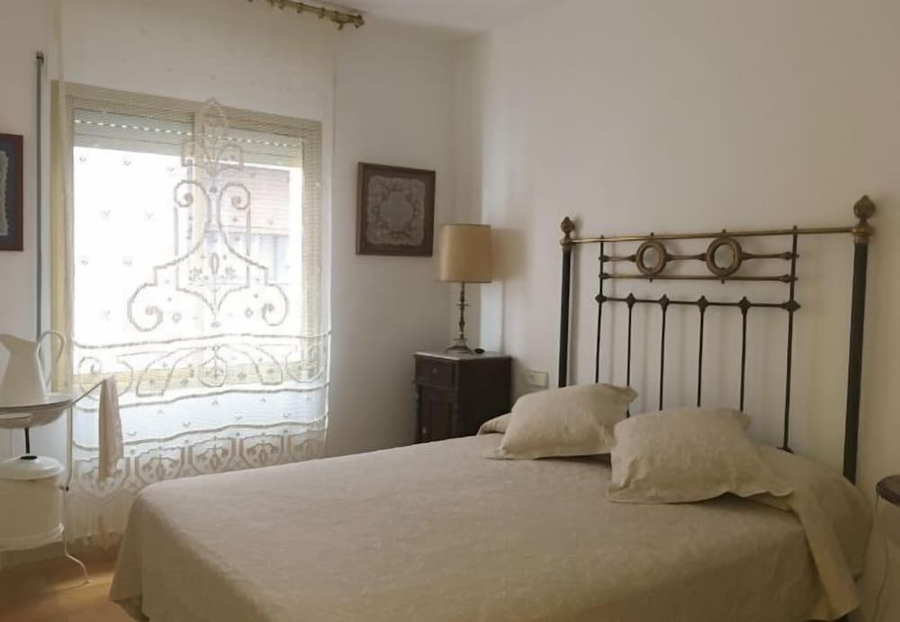 Aiguaneu Apartaments Center 2