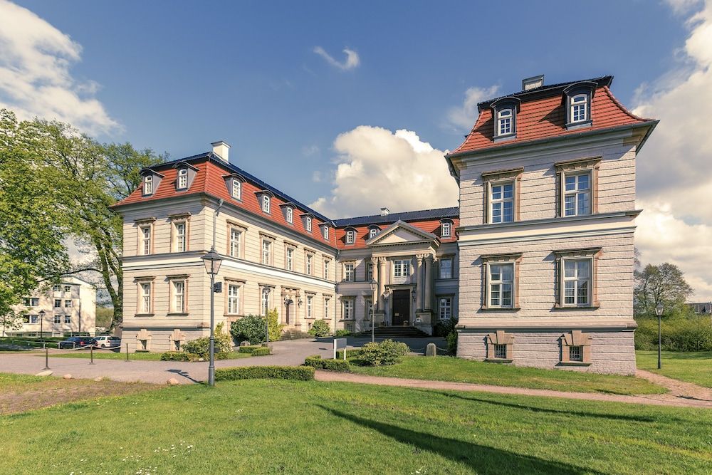 Sunday Hotel Schloss Neustadt Glewe 1