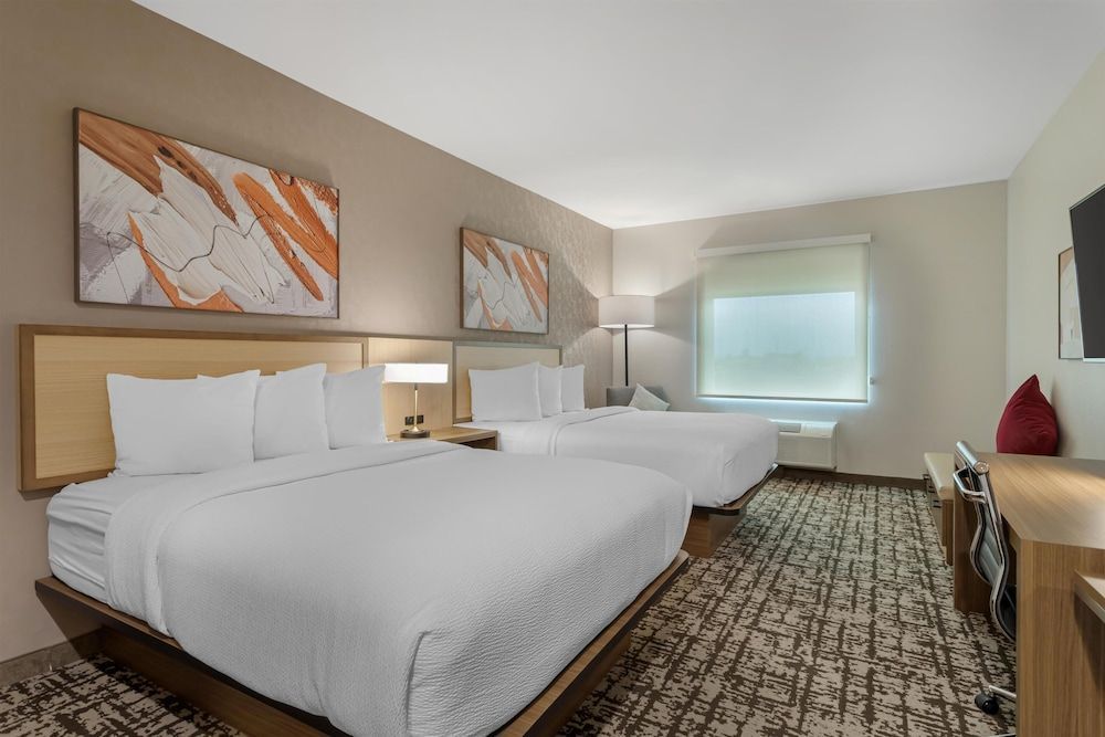 Best Western Plus Pearland/Houston Medical Center Hotel 1