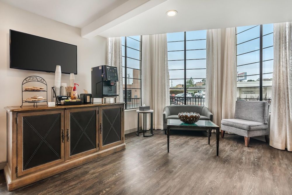 Best Western Rose Garden Inn 2