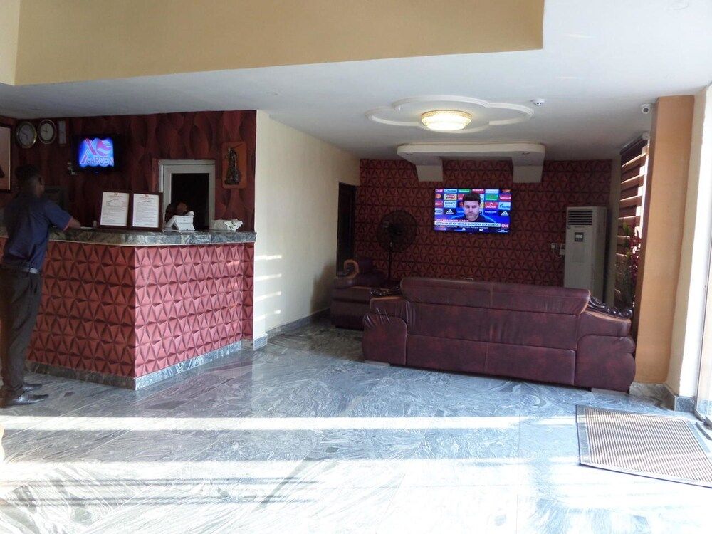 X Garden Hotel & Suites 1