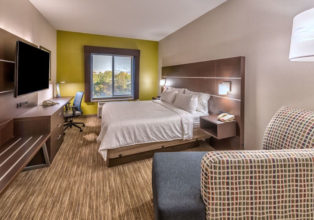 Holiday Inn Express & Suites MINDEN by IHG 2