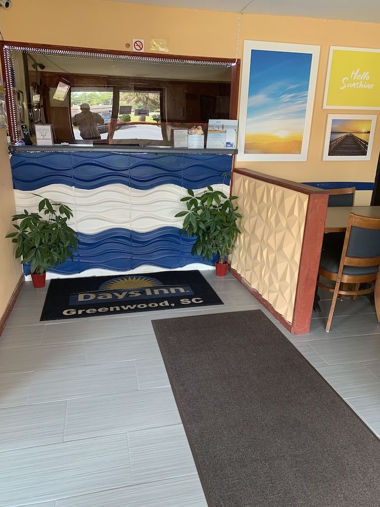 SUNRiSE INN 1
