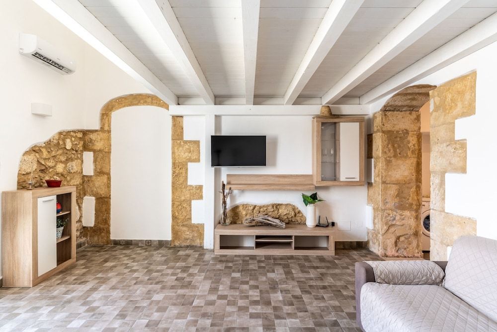Casetta Ragusa by Wonderful Italy 1