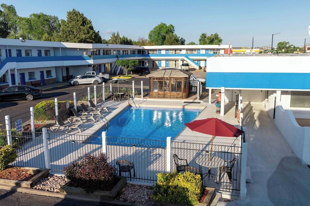 Motel 6-Canon City, CO 719-458-1216 1
