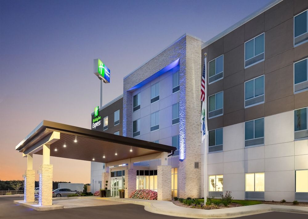 Holiday Inn Express CALHOUN SOUTH by IHG 1