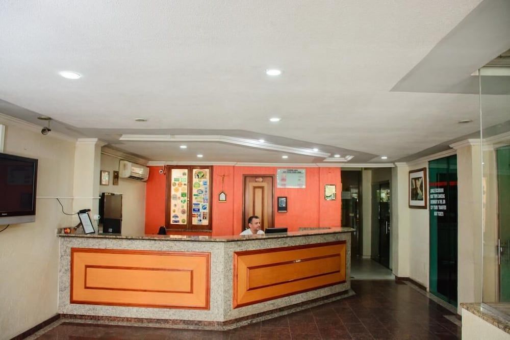 Hotel Dez De Julho 1