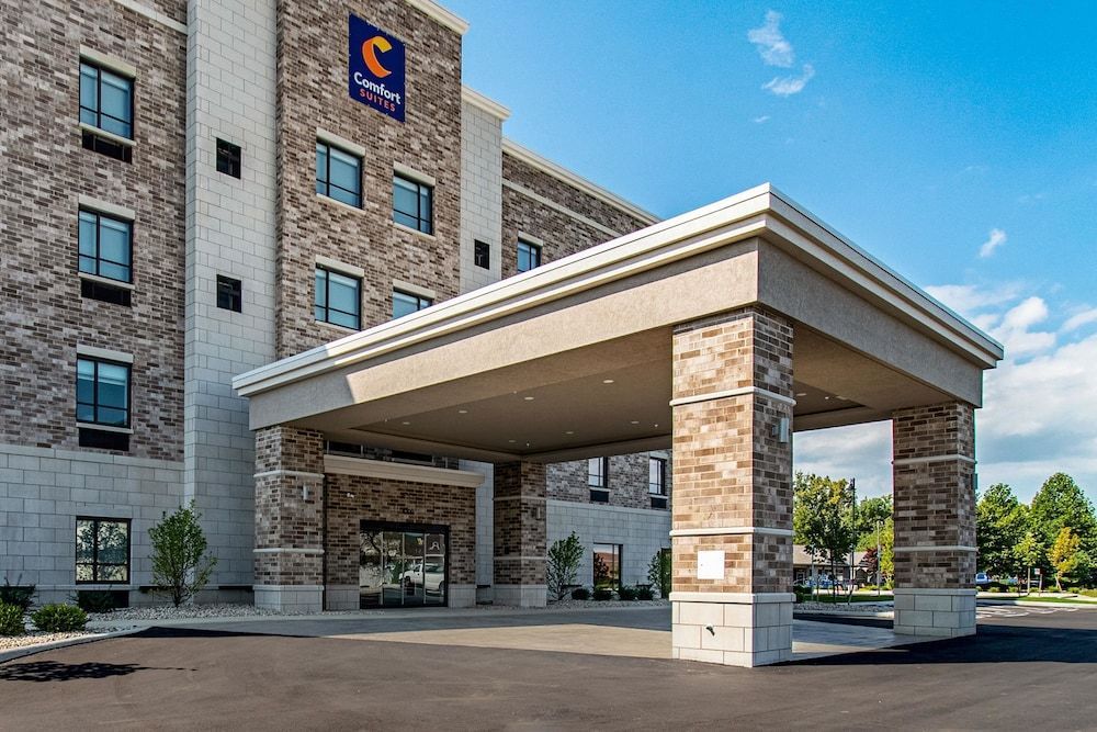 Comfort Suites Grove City - Columbus South 1