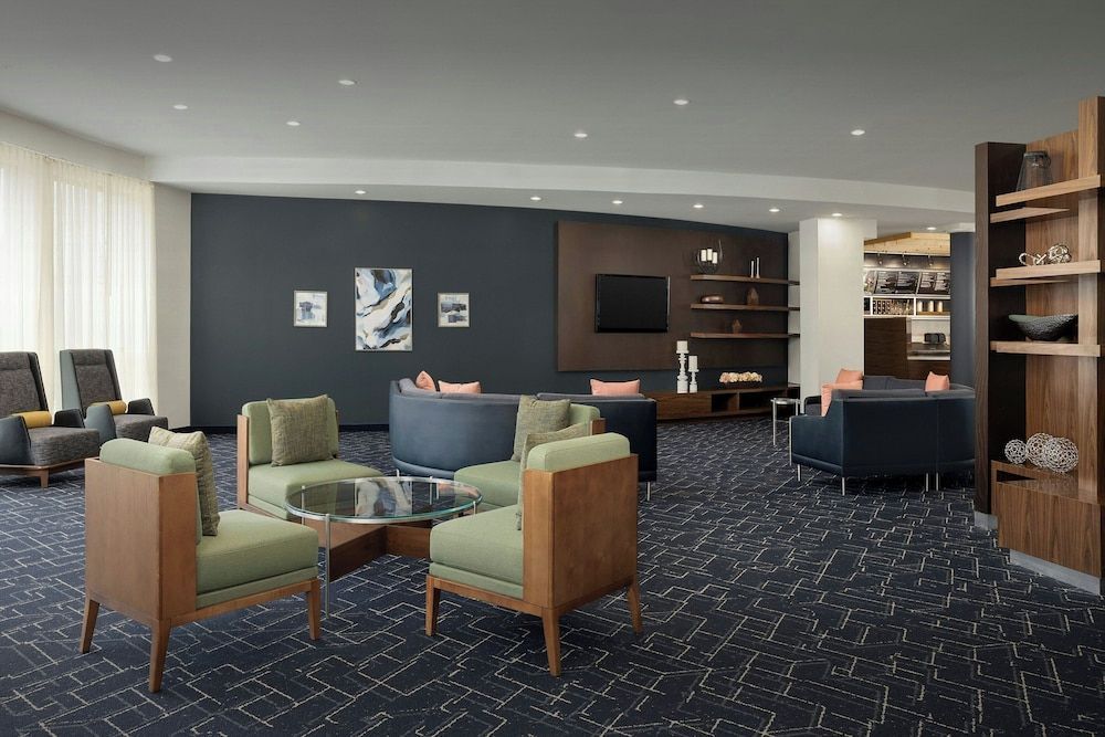 Courtyard by Marriott Salisbury 1