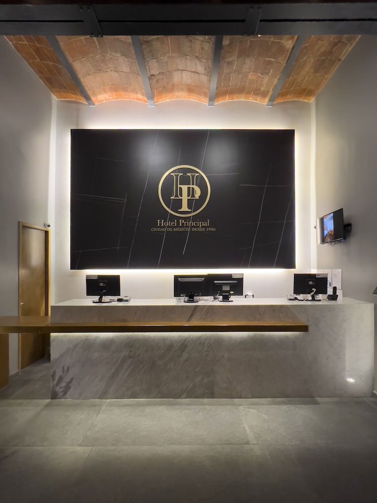 Hotel Principal 2