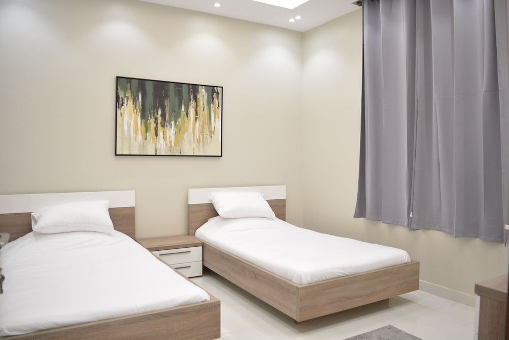 Foothills Luxury Residence 2