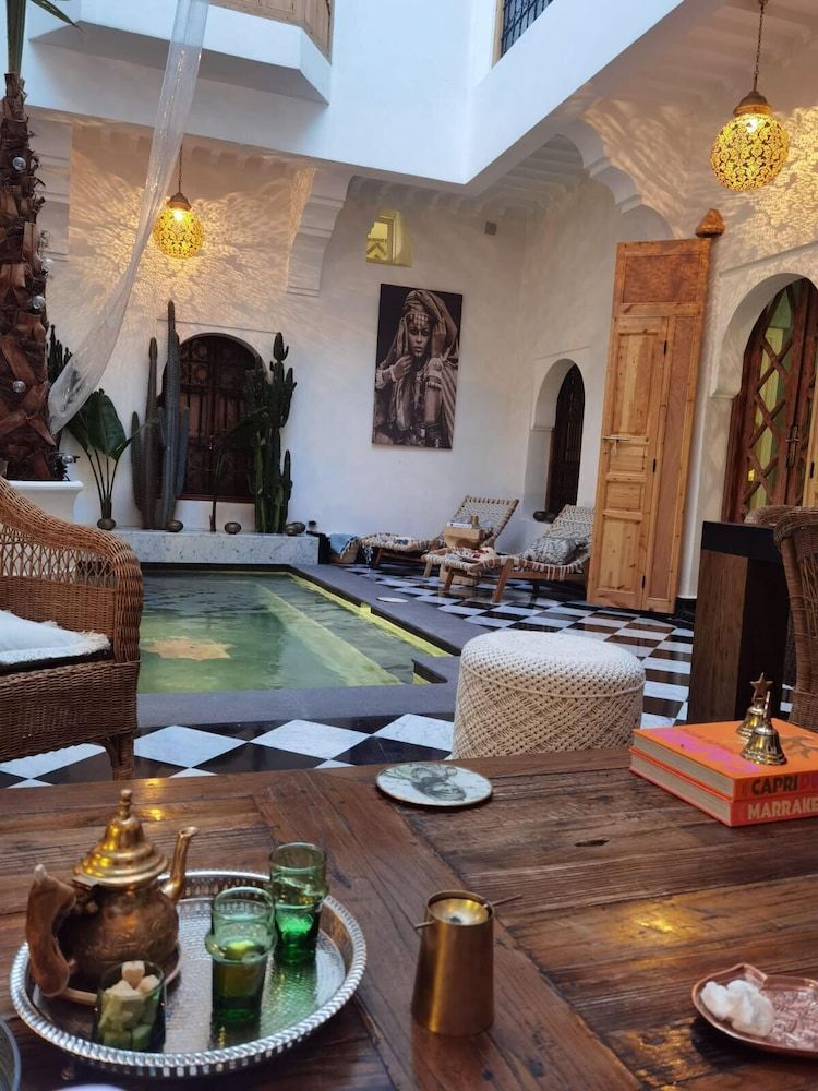 Riad LallaBaya 1
