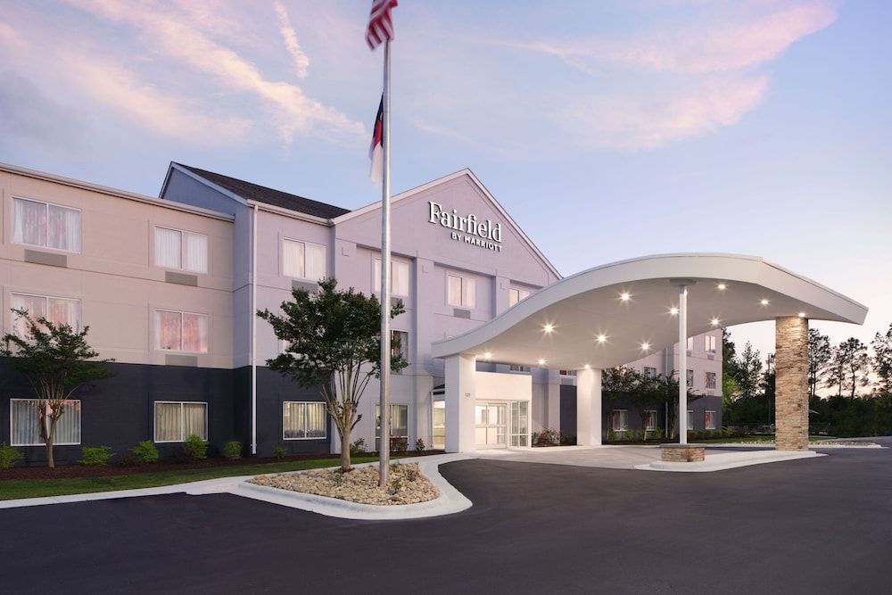 Fairfield Inn & Suites by Marriott Jacksonville 1