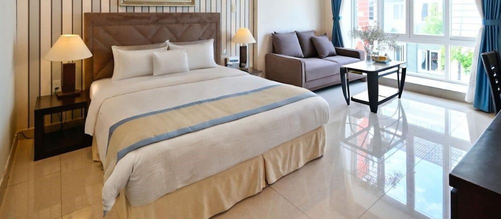 Laguna Hotel 1
