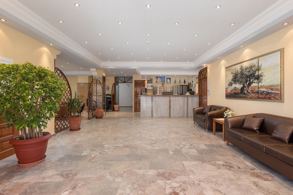 Lefkimi Hotel 2