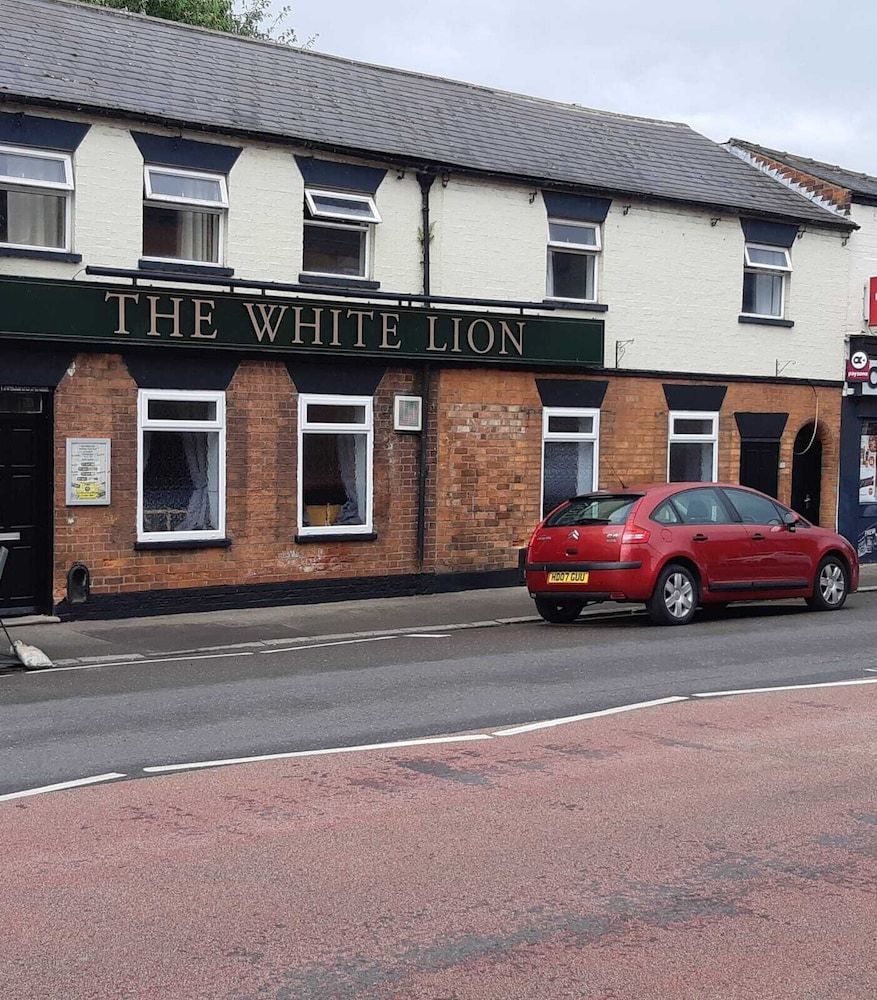 The White Lion 1