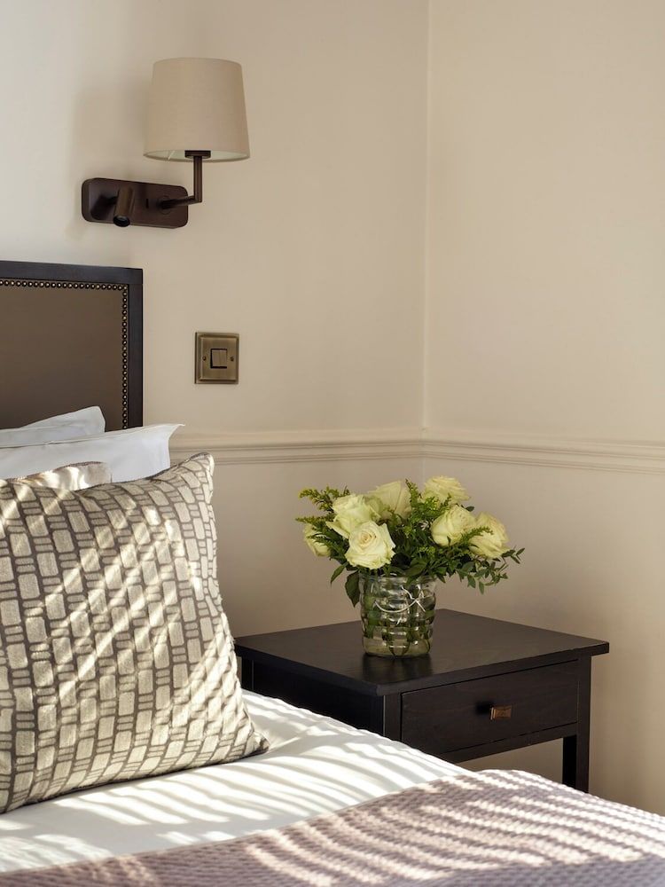 Collingham Serviced Apartments 2
