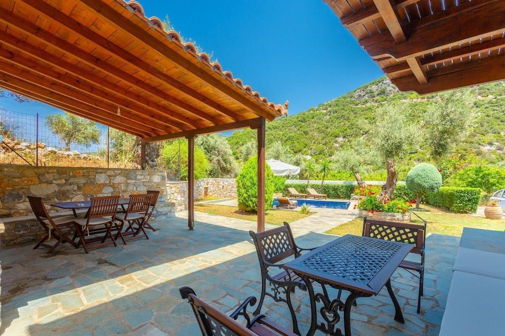 Villa Glysteri Large Private Pool Walk to Beach A C - 2125 2