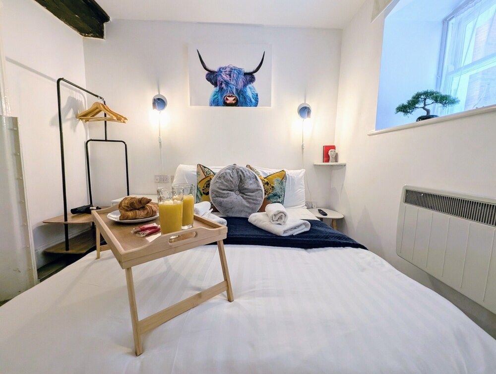 Cosy Riverside Apartment - Woodsmill Quay FREE PARKING 1