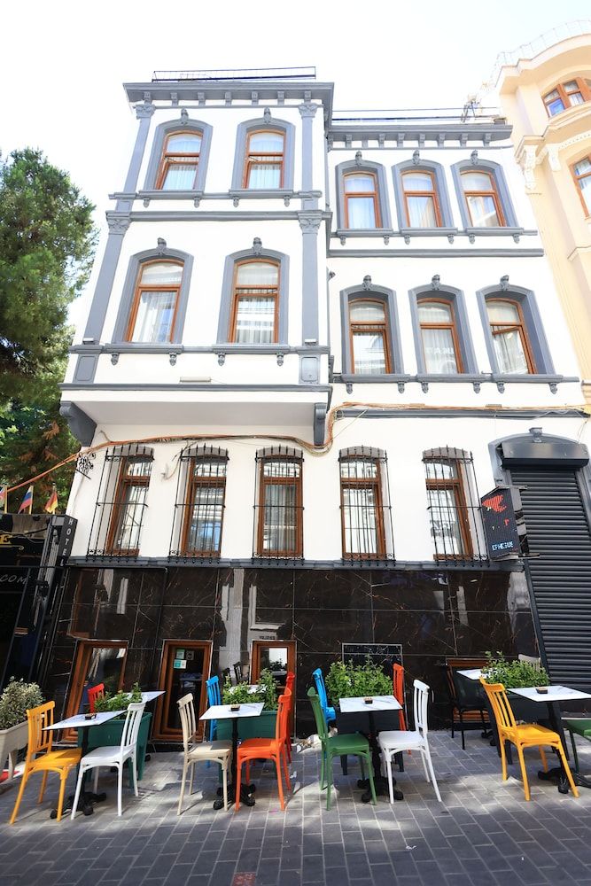 New House Hotel 1