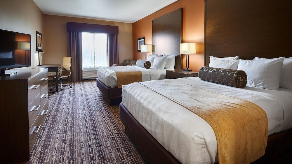 Best Western Plus Elmendorf Hotel San Antonio Hotel 1