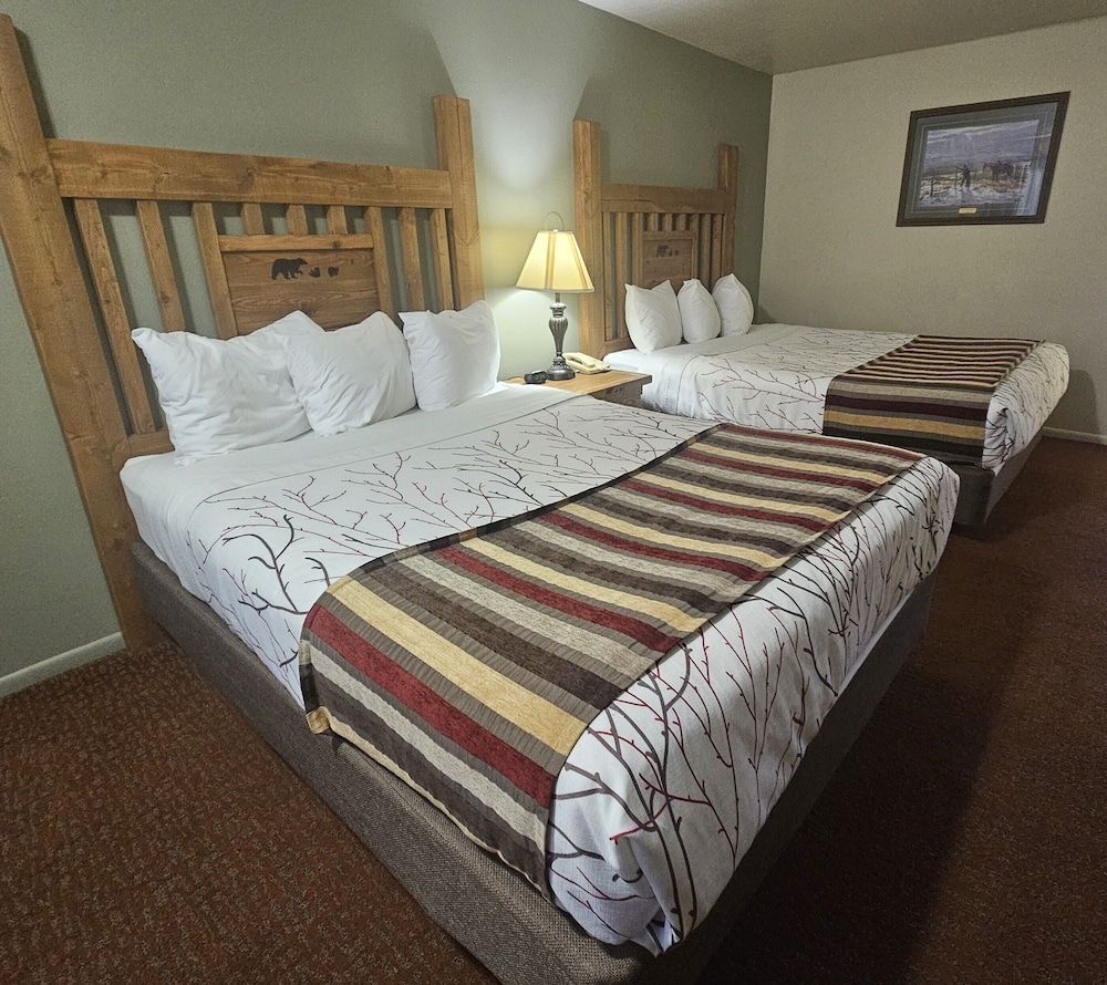Three Bear Lodge 1