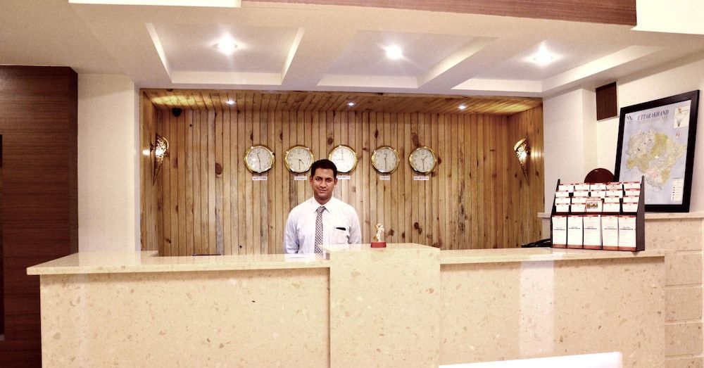Royal Windsor Hotel 2