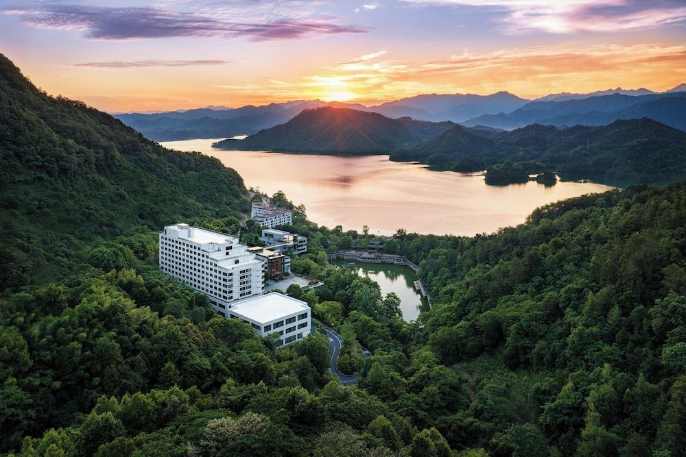 Vignette Collection Yanshan Resort Qiandao Lake 1