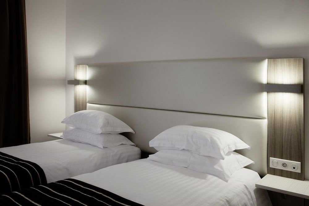 Brit Hotel de Grignan Vichy 2