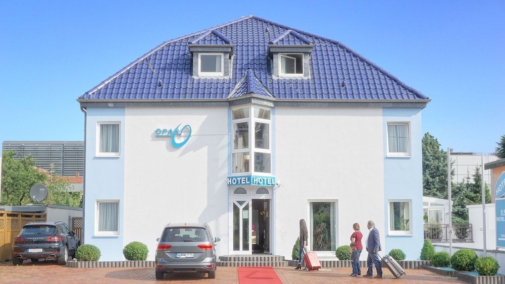 Hotel Opal 1
