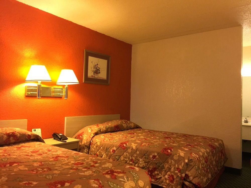 QC Stay Inn 1