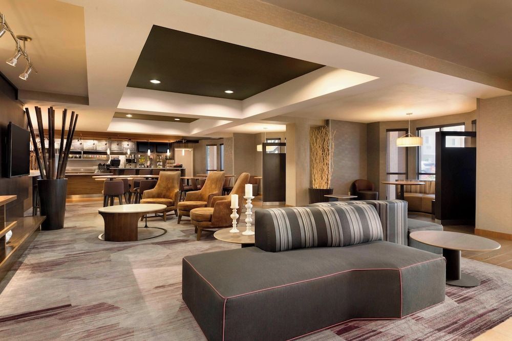 Courtyard by Marriott Bloomington Normal 1