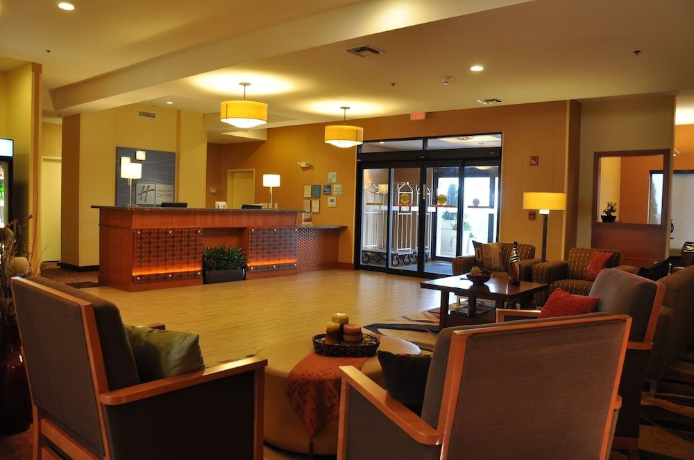 Holiday Inn Express & Suites PRATTVILLE SOUTH by IHG 2