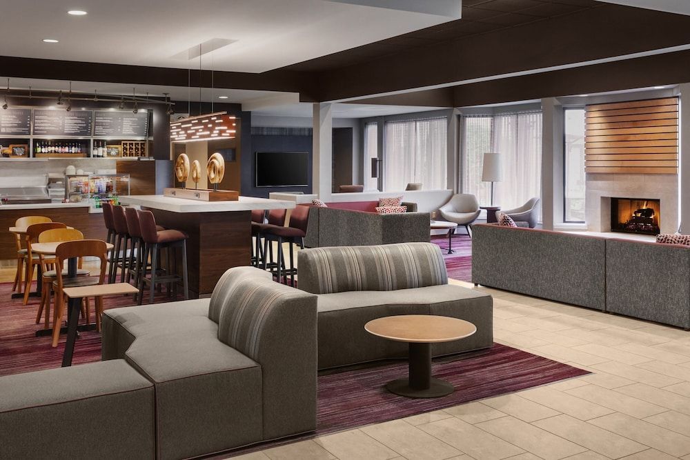 Courtyard by Marriott Mahwah 2