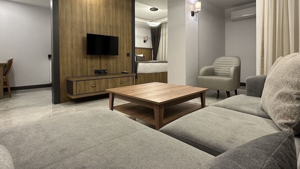 Quality Gold Suite Hotel 1